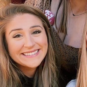 Meet your Posher, Madalyn